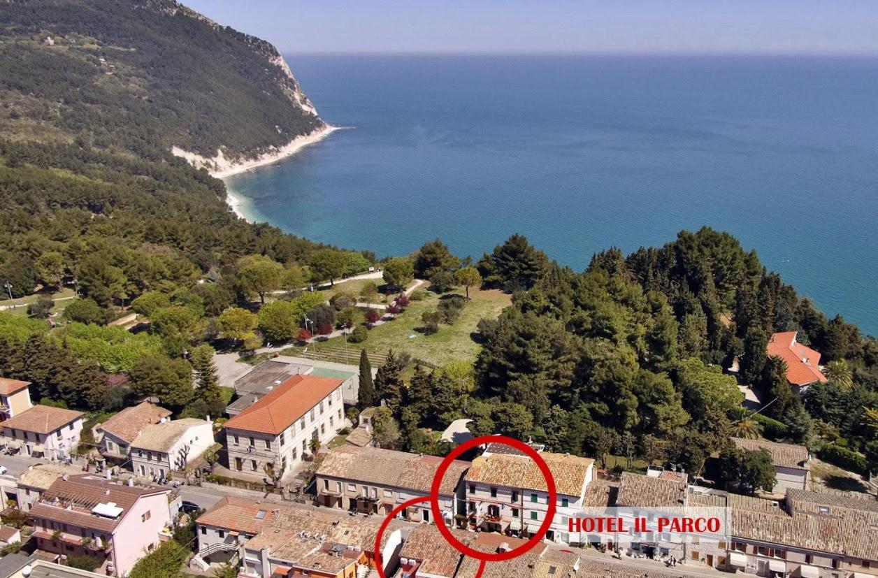 Hotel Il Parco Sirolo Exterior foto